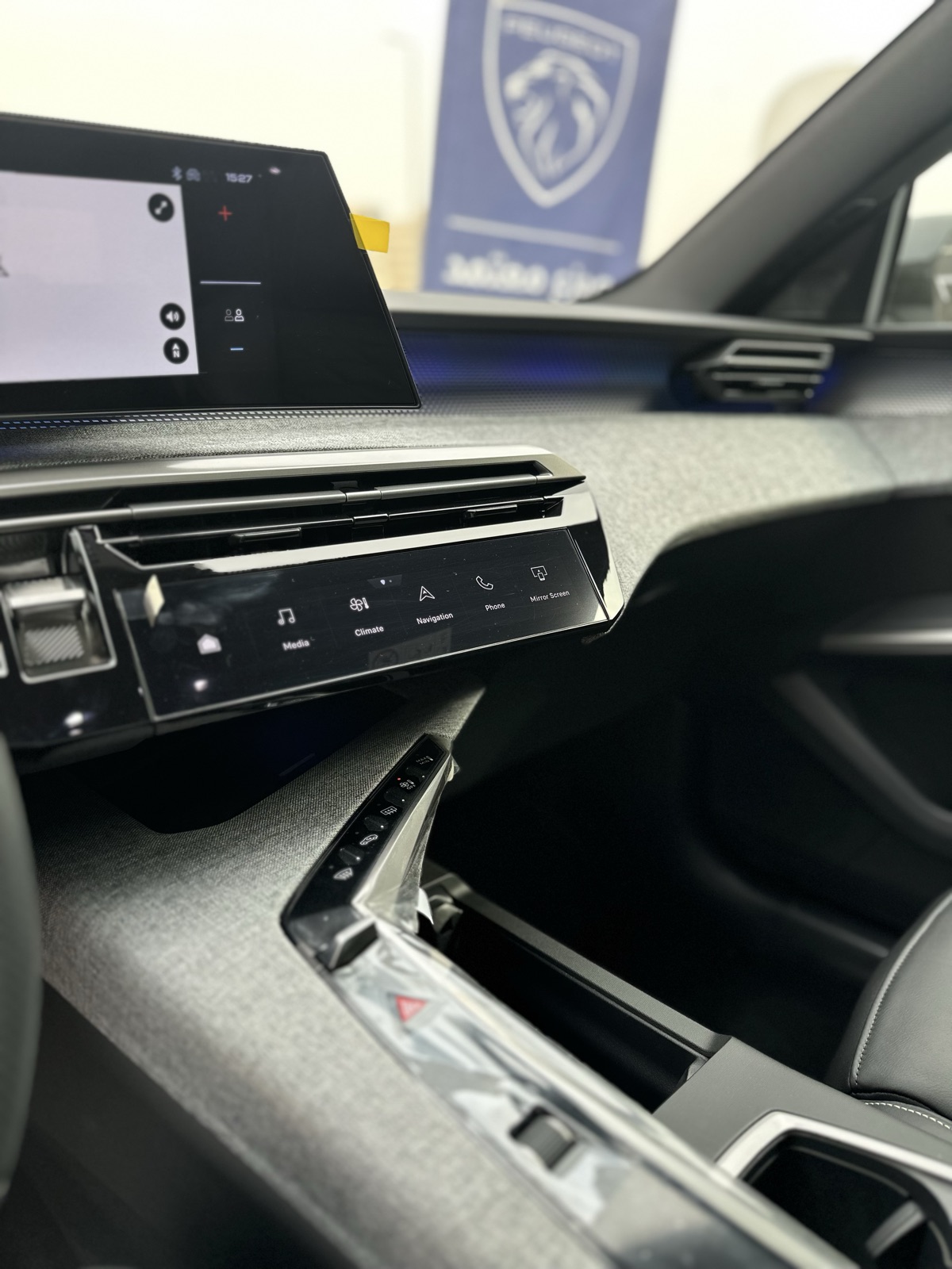 2027 Peugeot 3008 3